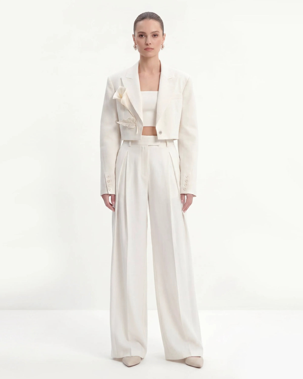 Floral Appliqué Cropped Blazer - White