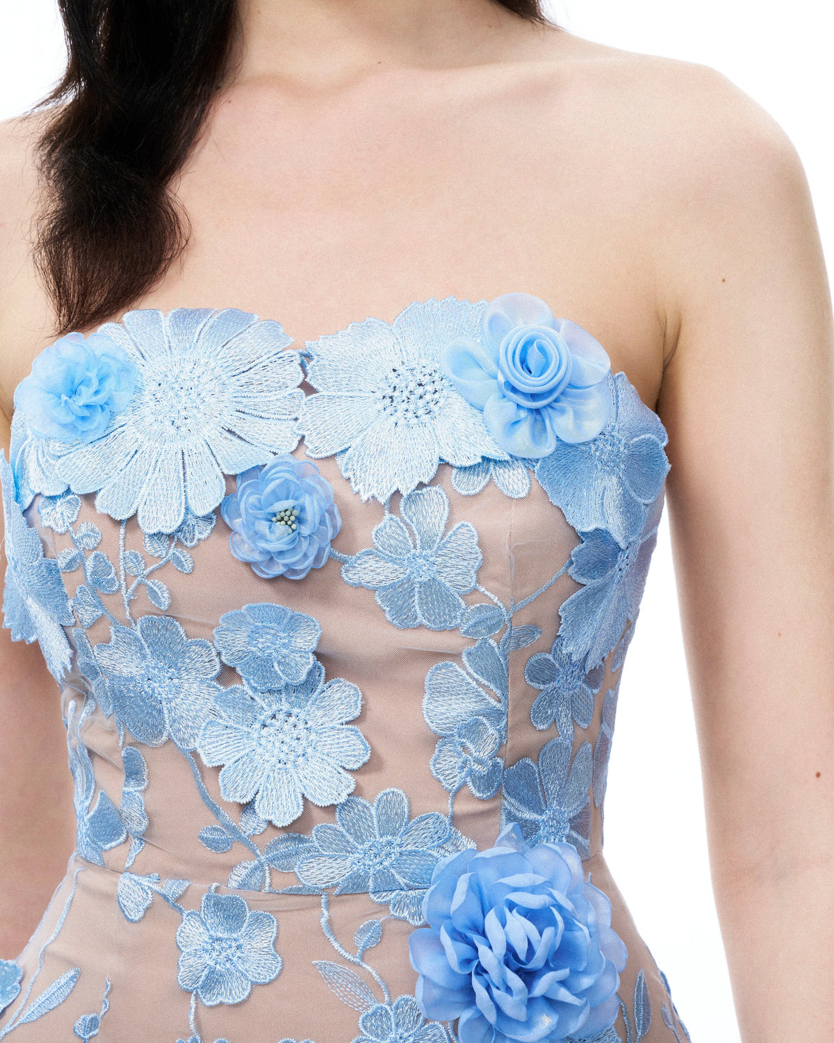 Evander 3D Floral Embroidered Maxi Dress - Blue